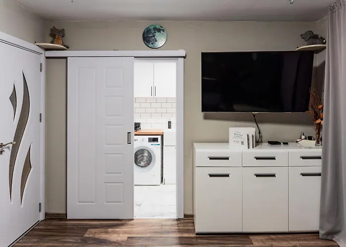 Viewtopia - Where Glows Beneath Your Feet By Flat Mаnаger Lägenhet *