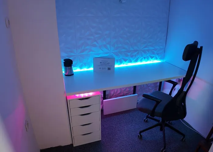 Viewtopia - Where Glows Beneath Your Feet By Flat Mаnаger *