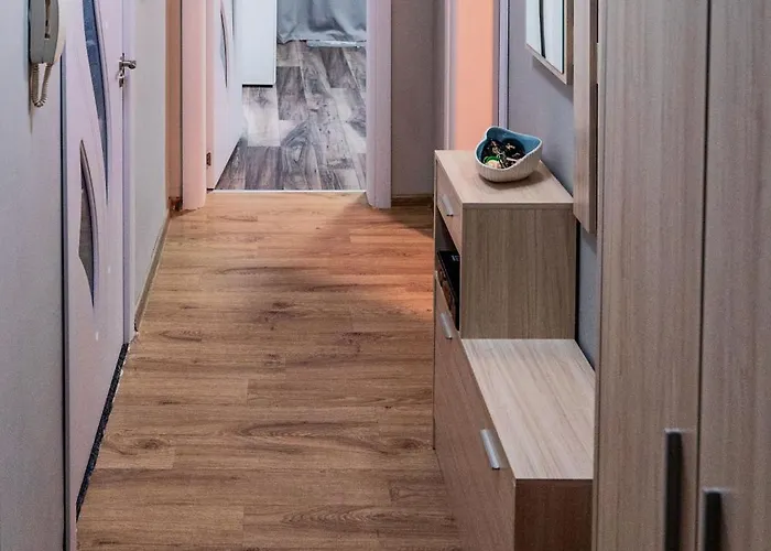 Viewtopia - Where Glows Beneath Your Feet By Flat Mаnаger Lägenhet